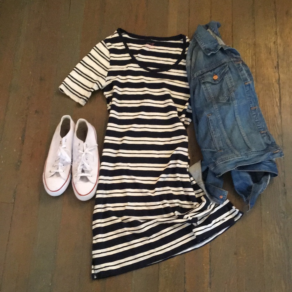 Vineyard Vines tee shirt dress.